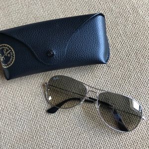Ray •Ban Sunglasses